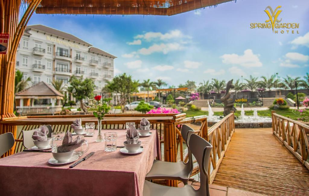 Spring Garden Hotel Lk Long Khanh Exterior photo