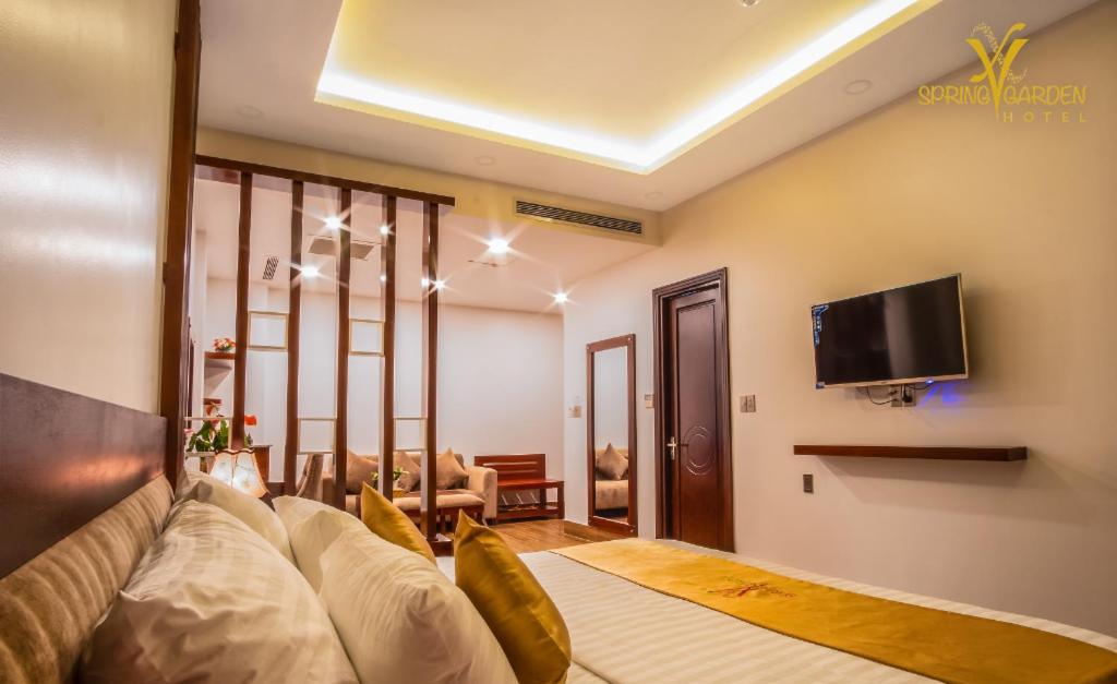 Spring Garden Hotel Lk Long Khanh Exterior photo