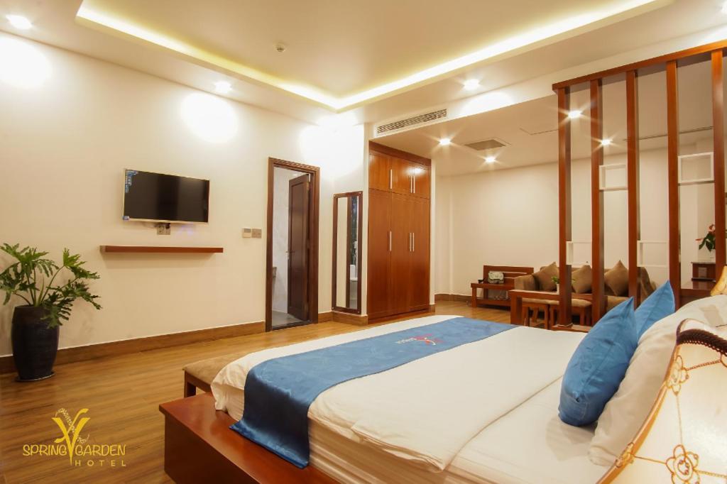 Spring Garden Hotel Lk Long Khanh Exterior photo